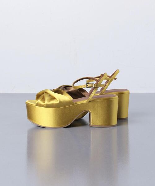 L'AUTRE CHOSE（ロートレショーズ）の「＜L'AUTRE CHOSE（ロートルショーズ）＞BIC プラット サンダル（サンダル・レディース・マスタード・36/35/37/38）」の6枚目の写真