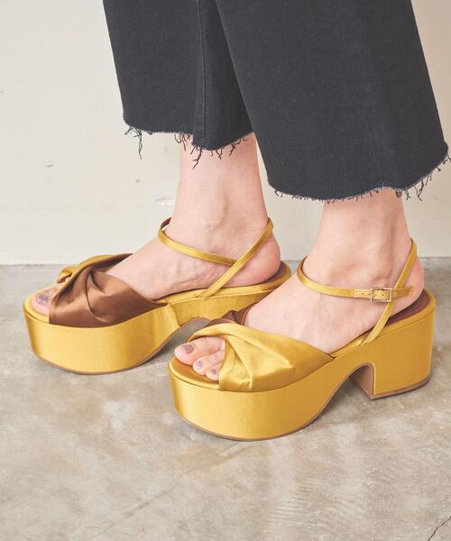 L'AUTRE CHOSE（ロートレショーズ）の「＜L'AUTRE CHOSE（ロートルショーズ）＞BIC プラット サンダル（サンダル・レディース・マスタード・36/35/37/38）」の11枚目の写真