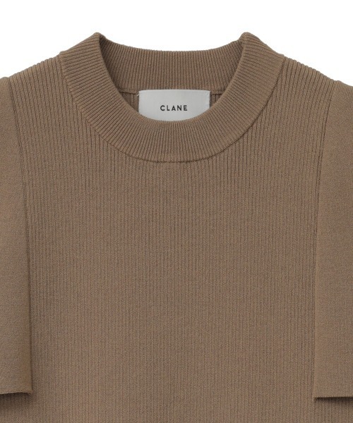 CLANE（クラネ）の「SQUARE SLEEVE KNIT（ニット/セーター・レディース・ホワイト/ブラック/ベージュ/オレンジ・01/02）」の10枚目の写真