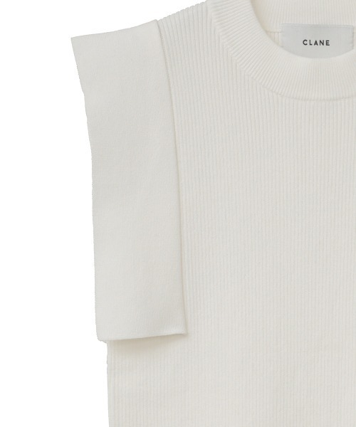 CLANE（クラネ）の「SQUARE SLEEVE KNIT（ニット/セーター・レディース・ホワイト/ブラック/ベージュ/オレンジ・01/02）」の7枚目の写真