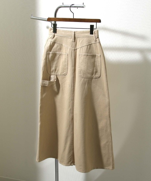 Chillfar(チルファー)の「フロントスリットロングスカート(スカート・レディース・ベージュ/オフホワイト/グリーン・MEDIUM/LARGE)」の9枚目の写真