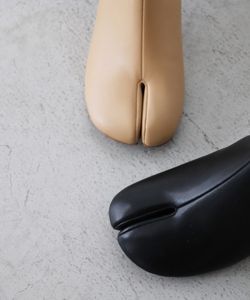 EVOL(イーボル)の「【EVOL】 タビショートブーツ IR9588(ブーツ・レディース・ブラック/ベージュ・22.5cm/23.5cm/24.5cm/23.0cm/24.0cm/25.0cm)」の16枚目の写真