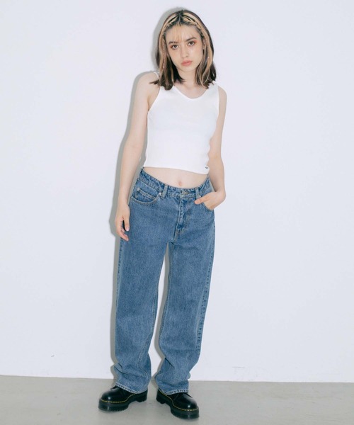 X-girl（エックスガール）の「V-NECK TANK TOP（タンクトップ・レディース・ブラウン/ブラック/ライトブルー/ホワイト・S/M）」の14枚目の写真