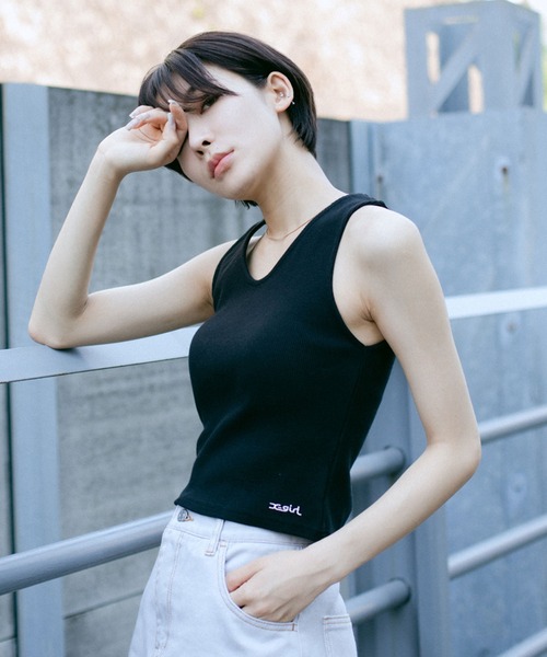 X-girl（エックスガール）の「V-NECK TANK TOP（タンクトップ・レディース・ブラウン/ブラック/ライトブルー/ホワイト・S/M）」の16枚目の写真