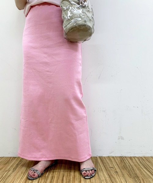 SHENERY(シーナリー)の「リブロングスカート(スカート・レディース・ブラック/ピンク/アイボリー/オレンジ・FREE)」の5枚目の写真