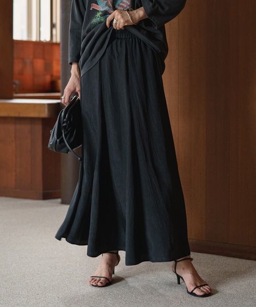 LOUNGEDRESS（ラウンジドレス）の「ヴィンテージタフタスカート（スカート・レディース・ブラック/ライトベージュ・FREE）」の22枚目の写真