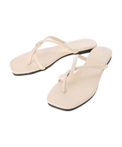 Green　Parks（グリーンパークス）の「【WEB限定サイズあり】・ナローストラップトングサンダル＊（サンダル・レディース・ブラック/アイボリー/パイソン・LL/S/M/L）」の14枚目の写真