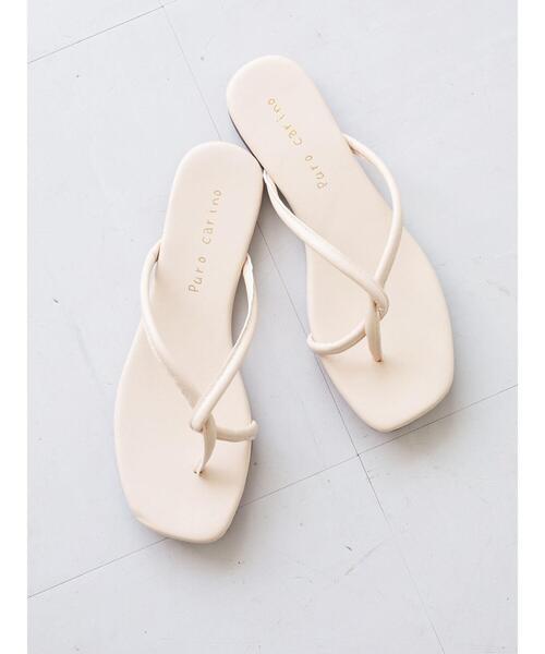 Green　Parks（グリーンパークス）の「【WEB限定サイズあり】・ナローストラップトングサンダル＊（サンダル・レディース・ブラック/アイボリー/パイソン・LL/S/M/L）」の2枚目の写真