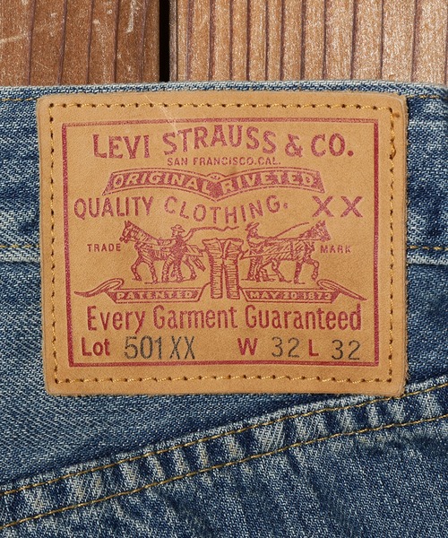 Levi's(リーバイス)の「LEVI'S(R) VINTAGE CLOTHING 1947 501(R) JEANS SHANTY(デニムパンツ・メンズ・ライトインディゴブルー・W29 L32/W33 L32/W30 L32/W32 L32/W34 L32/W36 L32/W28 L32/W31 L32/38inch)」の16枚目の写真