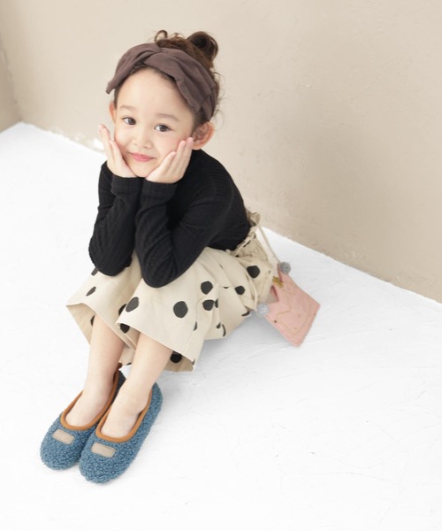 SOROTTO（ソロット）の「キッズボアパンプス（パンプス・キッズ・ブラック/ダークブラウン/ベージュ/グレー/ピンク/ブルー・22.0cm/16.0cm/17.0cm/18.0cm/19.0cm/20.0cm/21.0cm）」の21枚目の写真