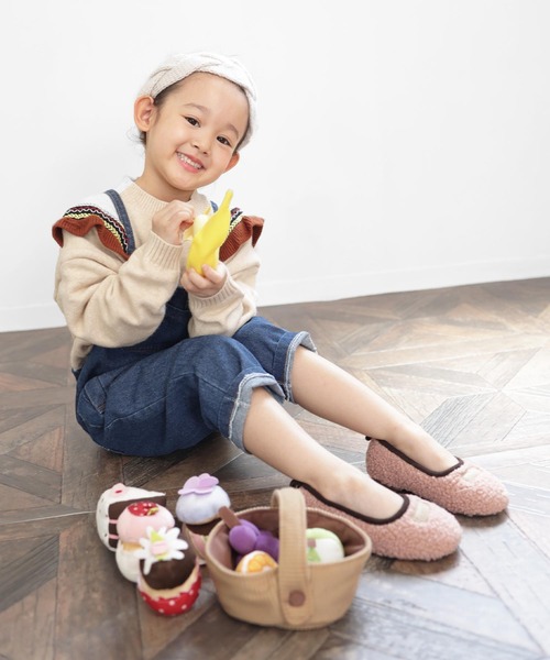 SOROTTO（ソロット）の「キッズボアパンプス（パンプス・キッズ・ブラック/ダークブラウン/ベージュ/グレー/ピンク/ブルー・22.0cm/16.0cm/17.0cm/18.0cm/19.0cm/20.0cm/21.0cm）」の12枚目の写真