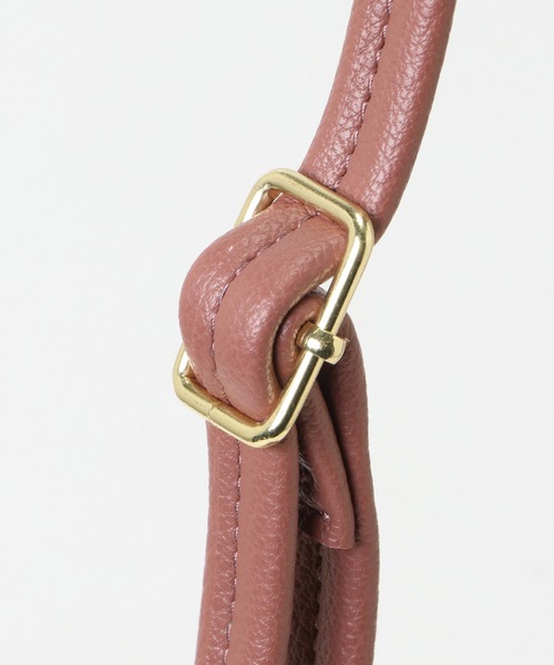 ikka（イッカ）の「PUミニ巾着付きショルダーバッグ（ショルダーバッグ・レディース・ブラック/ダークグリーン/ベージュ/ピンク・FREE）」の5枚目の写真