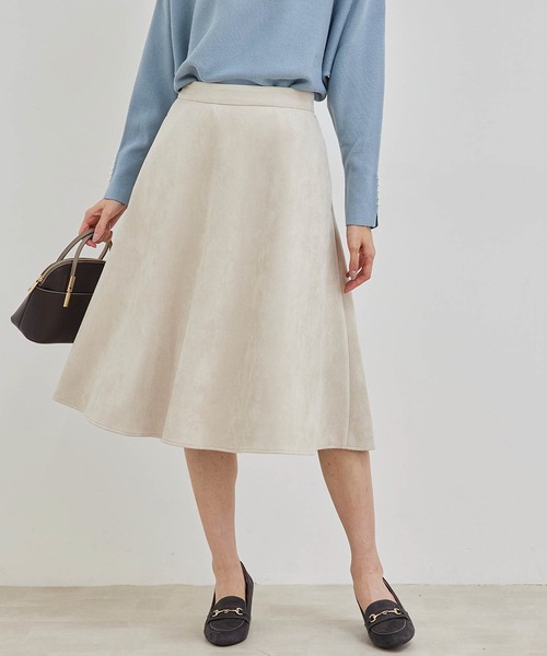 ROPE' PICNIC（ロペピクニック）の「リサイクルポリダンボールスエードフレアスカート（スカート・レディース・チャコールグレー/ベージュ/ダークラベンダー・38/36）」の2枚目の写真