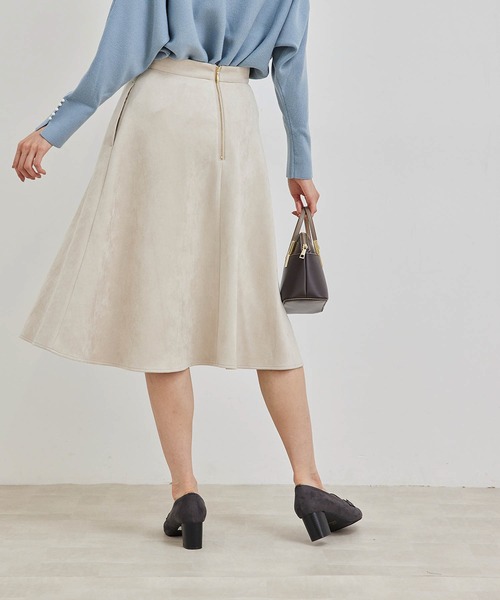 ROPE' PICNIC（ロペピクニック）の「リサイクルポリダンボールスエードフレアスカート（スカート・レディース・チャコールグレー/ベージュ/ダークラベンダー・38/36）」の17枚目の写真