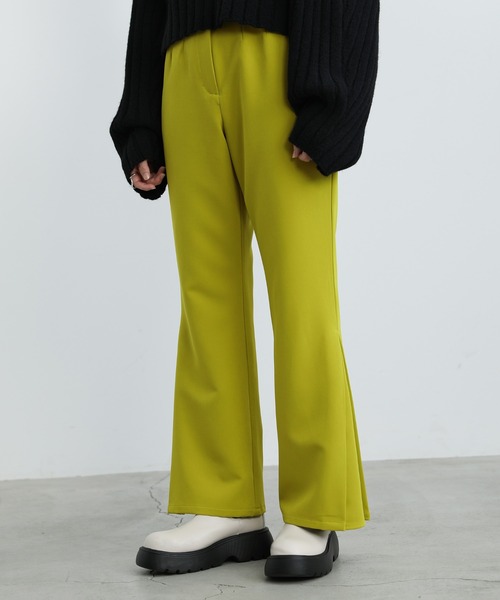 select MOCA(セレクトモカ)の「ハイウエストサイドタックフレアパンツ(スラックス・レディース・ブラック/ライトオリーブ/バーガンディー・SMALL/MEDIUM)」の10枚目の写真