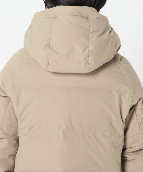 DESCENTE ALLTERRAIN（デサント　オルテライン）の「《別注》【DESCENTE ALLTERRAIN】MOUNTAINEER-L：ダウンジャケット◆（ダウンジャケット/コート・レディース・ベージュ・LARGE/MEDIUM）」の12枚目の写真