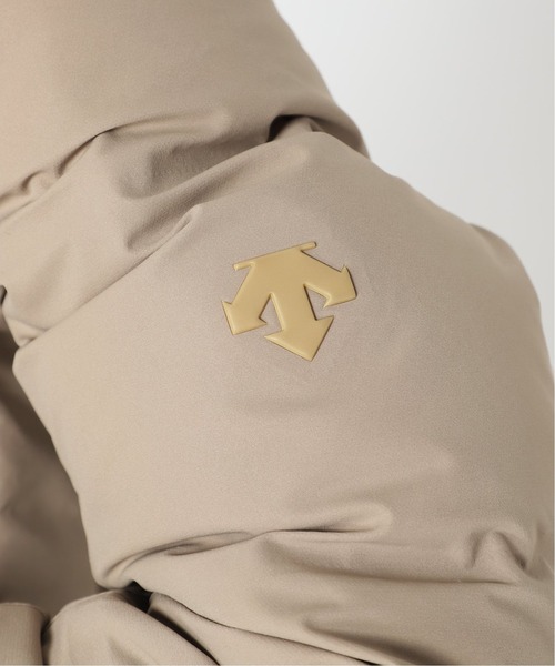 DESCENTE ALLTERRAIN（デサント　オルテライン）の「《別注》【DESCENTE ALLTERRAIN】MOUNTAINEER-L：ダウンジャケット◆（ダウンジャケット/コート・レディース・ベージュ・LARGE/MEDIUM）」の17枚目の写真