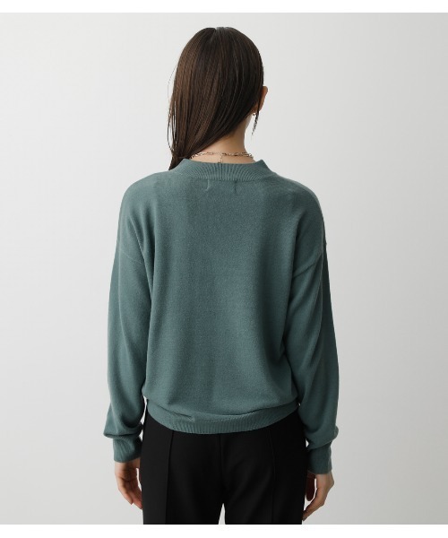 AZUL by moussy（アズールバイマウジー）の「NUDIE H/N KNIT TOPS/ヌーディーハイネックニットトップス（ニット/セーター・レディース・ブラック/オフホワイト/グリーン/イエロー系その他・SMALL/MEDIUM）」の7枚目の写真