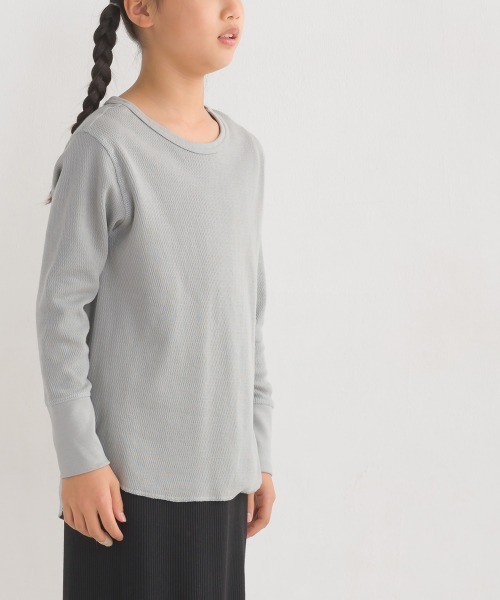 OMNES（オムネス）の「キッズ ハニカム裾ラウンド　長袖プルオーバー（Tシャツ/カットソー・キッズ・ホワイト/ライトグレー/ブラック/ブラウン/グレー系その他/ラベンダー・100/110/120/130/140）」の21枚目の写真