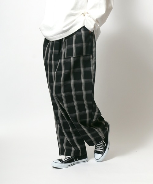 ANPAS（アンパス）の「Tuck Wide Balloon Pants/タックワイドバルーンパンツ シェフパンツ スケーターパンツ イージーパンツ ベイカーパンツ ワークパンツ（その他パンツ・メンズ・ブラック系その他/オリーブ/ベージュ/ブラウン系その他/ブラック/ワンウォッシュ/ネイビー/アイボリー/ブラック系その他2/ブルー/インディゴブルー/グリーン系その他/ホワイト系その他/グレー/ブラウン・M/LL/L）」の6枚目の写真