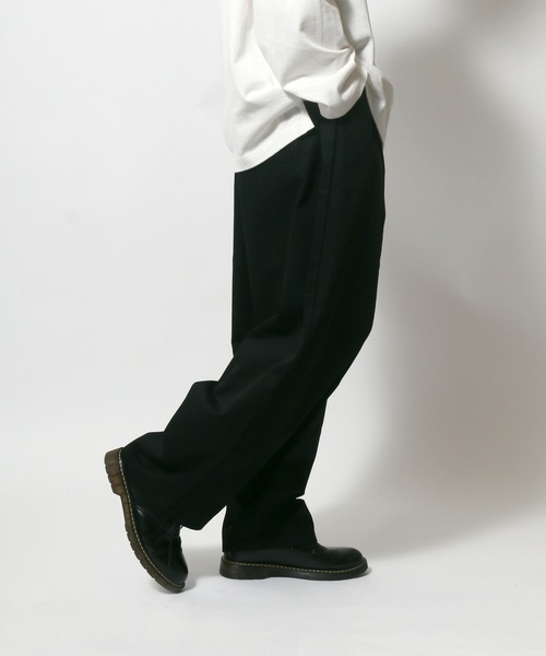 ANPAS（アンパス）の「Tuck Wide Balloon Pants/タックワイドバルーンパンツ シェフパンツ スケーターパンツ イージーパンツ ベイカーパンツ ワークパンツ（その他パンツ・メンズ・ブラック系その他/オリーブ/ベージュ/ブラウン系その他/ブラック/ワンウォッシュ/ネイビー/アイボリー/ブラック系その他2/ブルー/インディゴブルー/グリーン系その他/ホワイト系その他/グレー/ブラウン・M/LL/L）」の4枚目の写真