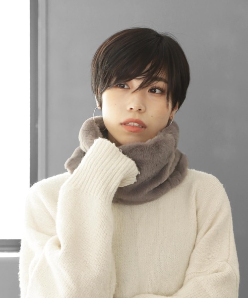 SOROTTO（ソロット）の「フェイクファーネックウォーマー（マフラー・レディース・ライトグレー/ブラック/グレー/アイボリー・FREE）」の4枚目の写真