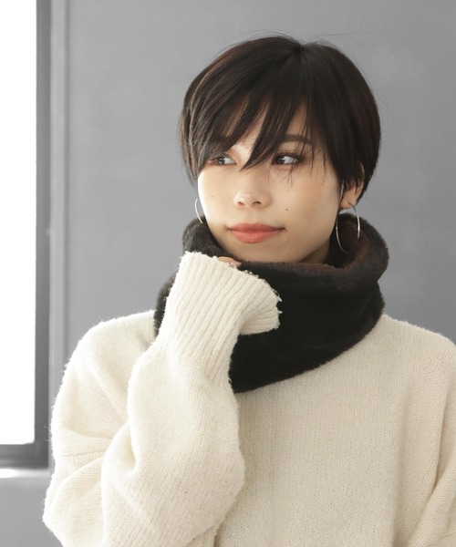 SOROTTO（ソロット）の「フェイクファーネックウォーマー（マフラー・レディース・ライトグレー/ブラック/グレー/アイボリー・FREE）」の2枚目の写真