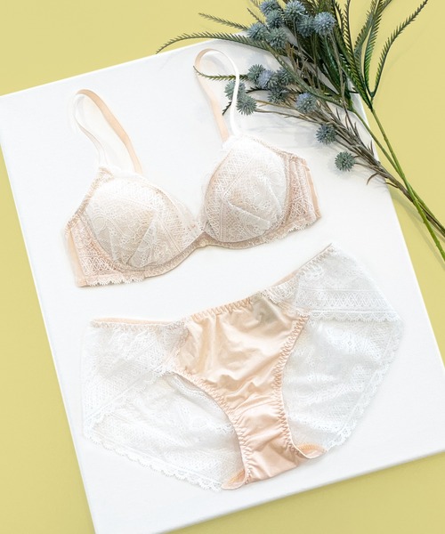 Chut！ INTIMATES（シュットインティメイツ）の「イージーステップブラ&ショーツセット (C853)（ブラ&ショーツ・レディース・ライトベージュ/ローズ・M1/M2/L1/L2/M3）」の15枚目の写真