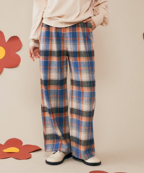 MERLOT(メルロー)の「チェックストレートパンツ(スラックス・レディース・ブルー/グリーン・FREE)」の20枚目の写真