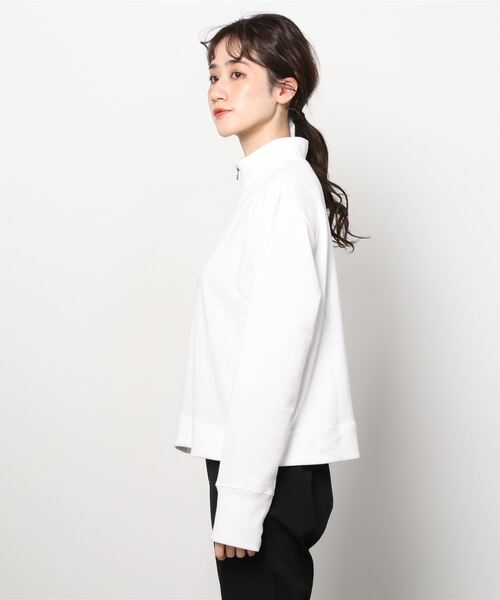 AVIREX(アヴィレックス)の「【直営店限定】AVIREX HARF ZIP SWEAT/ ハーフジップスウェット(スウェット・レディース・ブラック/オフホワイト/マスタード・FREE)」の5枚目の写真