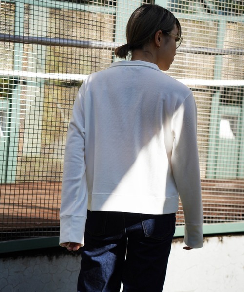 AVIREX(アヴィレックス)の「【直営店限定】AVIREX HARF ZIP SWEAT/ ハーフジップスウェット(スウェット・レディース・ブラック/オフホワイト/マスタード・FREE)」の13枚目の写真