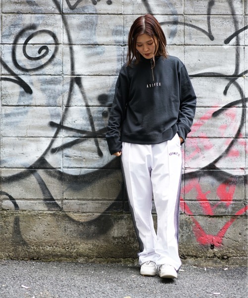 AVIREX(アヴィレックス)の「【直営店限定】AVIREX HARF ZIP SWEAT/ ハーフジップスウェット(スウェット・レディース・ブラック/オフホワイト/マスタード・FREE)」の9枚目の写真