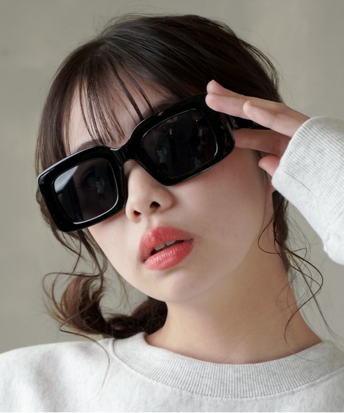 SPINNS（スピンズ）の「スクエアサングラス（サングラス・メンズ・ホワイト/ブラック・ONESIZE）」の7枚目の写真