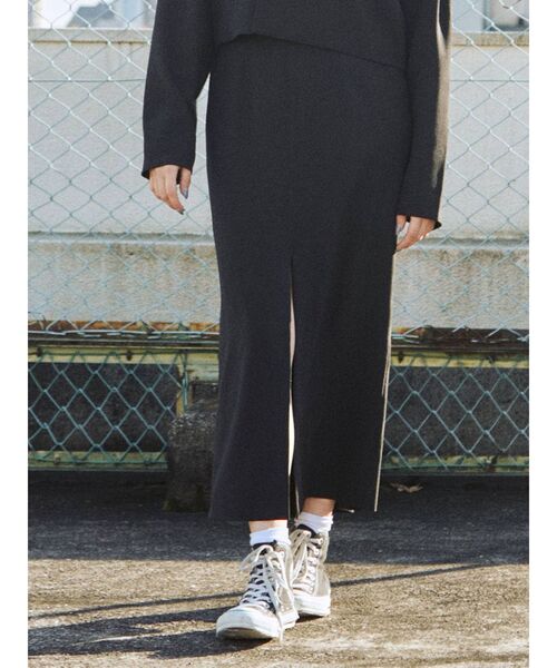 jouetie（ジュエティ）の「ストレートスカート【セットアップ対応】（スカート・レディース・ブラック/グレー/グリーン/アイボリー・MEDIUM）」の3枚目の写真