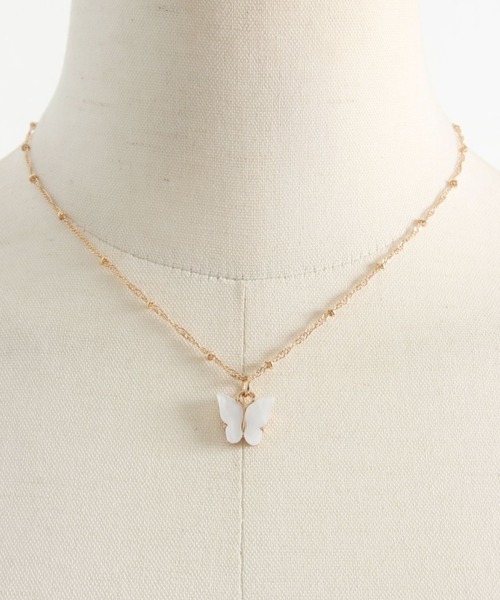 tocco closet（トッコ　クローゼット）の「パピヨンネックレス（ネックレス・レディース・ゴールド・FREE）」の2枚目の写真