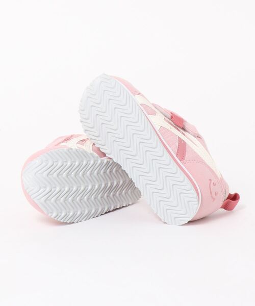 SUKUSUKU（スクスク）の「アイダホ MINI OC（スニーカー・キッズ・ピンク・16.5cm/19.0cm/20.0cm/17.5cm/18.5cm/19.5cm/16.0cm/17.0cm/18.0cm）」の3枚目の写真