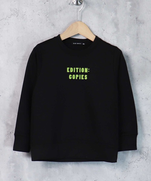 THE CASUAL(カジュアル)の「クルーネックロゴプリントトレーナー キッズ(スウェット・キッズ・ベージュ/パープル/オフホワイト/ミント/モカ/チャコール/ホワイト系/ブラック系1/杢グレー/ブラック系/ブラック系2/ブラック系3/ブラック系5/ブラック系4/グレー系/グリーン系/ブラウン系/ブルー系・150cm/130cm/110cm/140cm/160cm/120cm)」の7枚目の写真