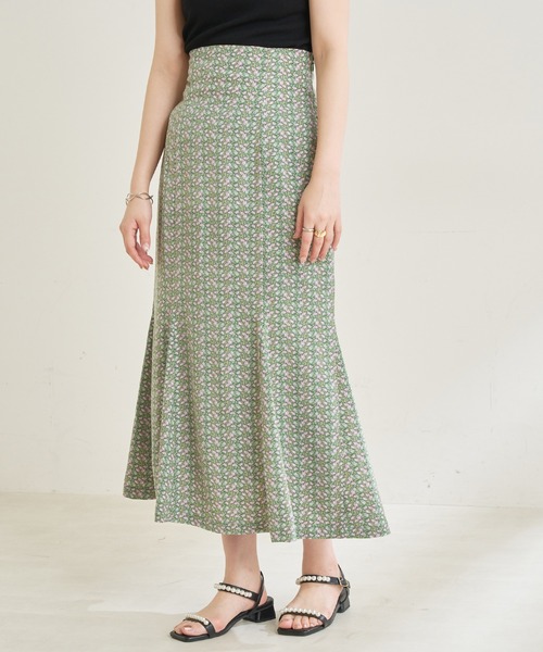 natural couture(ナチュラルクチュール)の「大人レディな雰囲気纏うアソート花柄マーメイドスカート(スカート・レディース・アイボリー/グリーン系/ブルー系・FREE)」の21枚目の写真
