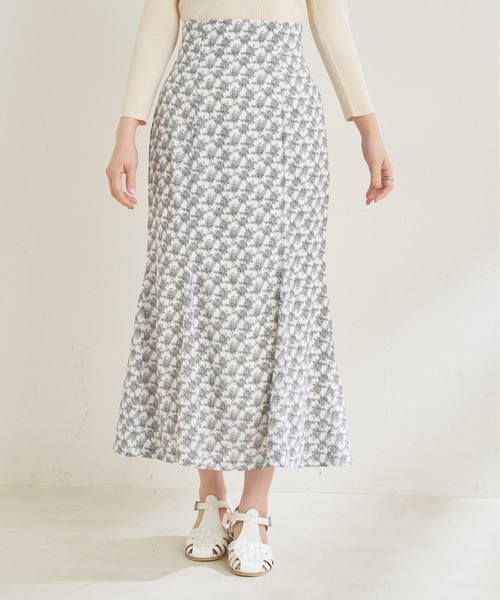 natural couture(ナチュラルクチュール)の「大人レディな雰囲気纏うアソート花柄マーメイドスカート(スカート・レディース・アイボリー/グリーン系/ブルー系・FREE)」の22枚目の写真