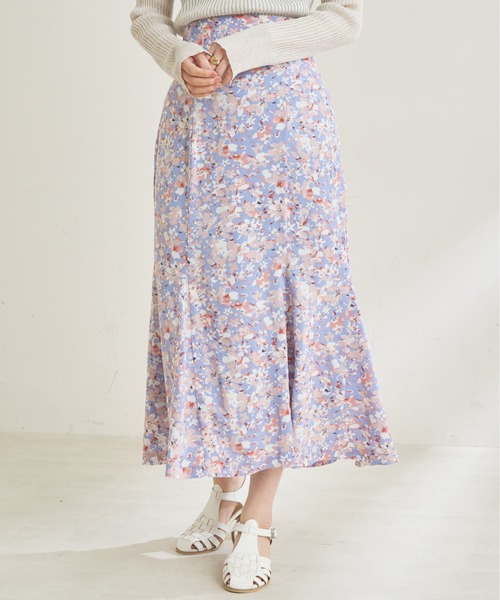 natural couture(ナチュラルクチュール)の「大人レディな雰囲気纏うアソート花柄マーメイドスカート(スカート・レディース・アイボリー/グリーン系/ブルー系・FREE)」の10枚目の写真