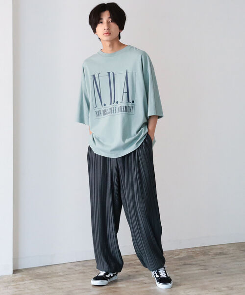 BeAMS DOT（ビームスドット）の「【WEB限定】BeAMS DOT / N.D.A.プリントTシャツ（Tシャツ/カットソー・メンズ・ホワイト/グリーン系その他・MEDIUM/LARGE）」の5枚目の写真