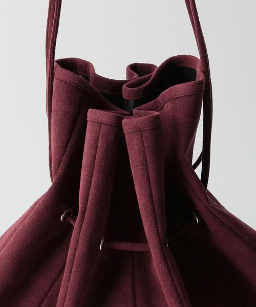 muller of yoshiokubo（ミュラーオブヨシオクボ）の「＜muller of yoshiokubo＞SADDLE フェイクスエード バッグ Ψ（ショルダーバッグ・レディース・ワインレッド・FREE）」の7枚目の写真