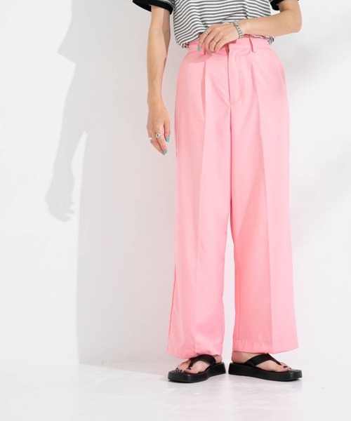 bohmal(ボマール)の「タックセンタープレスワイドストレートパンツ(スラックス・レディース・チェック/ピンク/イエロー・MEDIUM/SMALL/LARGE)」の2枚目の写真