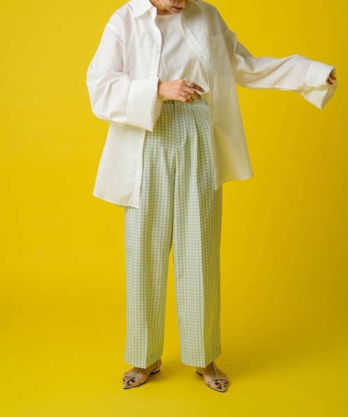 bohmal(ボマール)の「タックセンタープレスワイドストレートパンツ(スラックス・レディース・チェック/ピンク/イエロー・MEDIUM/SMALL/LARGE)」の17枚目の写真
