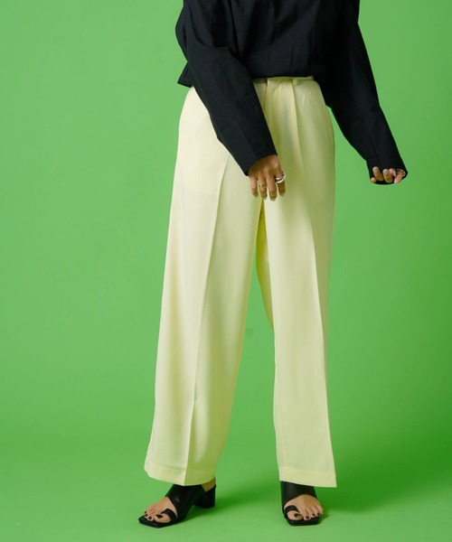bohmal(ボマール)の「タックセンタープレスワイドストレートパンツ(スラックス・レディース・チェック/ピンク/イエロー・MEDIUM/SMALL/LARGE)」の14枚目の写真