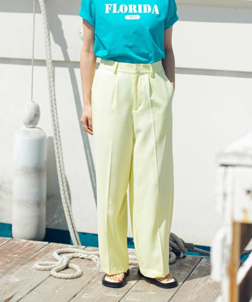 bohmal(ボマール)の「タックセンタープレスワイドストレートパンツ(スラックス・レディース・チェック/ピンク/イエロー・MEDIUM/SMALL/LARGE)」の4枚目の写真