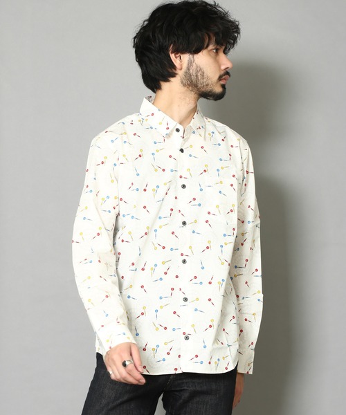 CERCA（チェルカ）の「GW/日本製ダーツ柄プリントレギュラーカラーシャツ（シャツ/ブラウス・メンズ・ネイビー/ホワイト・LARGE/MEDIUM）」の2枚目の写真