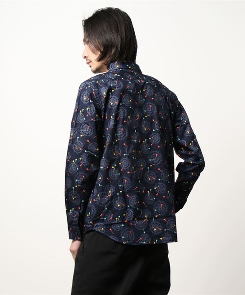 CERCA（チェルカ）の「GW/日本製ダーツ柄プリントレギュラーカラーシャツ（シャツ/ブラウス・メンズ・ネイビー/ホワイト・LARGE/MEDIUM）」の4枚目の写真