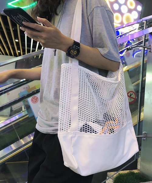 c.u.l(シーユーエル)の「【c.u.l】コットンメッシュトートバッグ cula374(トートバッグ・レディース・ブラック/ホワイト・FREE)」の9枚目の写真