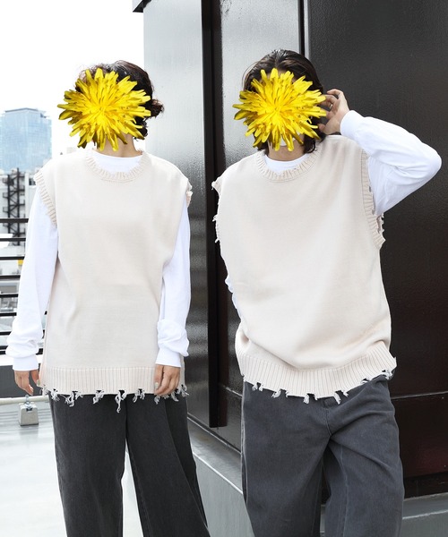 8(eight)(エイト)の「ダメージベスト(ベスト・メンズ・アイボリー/チャコール/グリーン/サックスブルー・MEDIUM/LARGE/X-LARGE)」の2枚目の写真